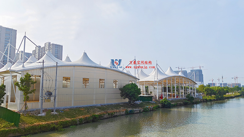 溫州惠民路西側綠地球場鋼膜結構項目