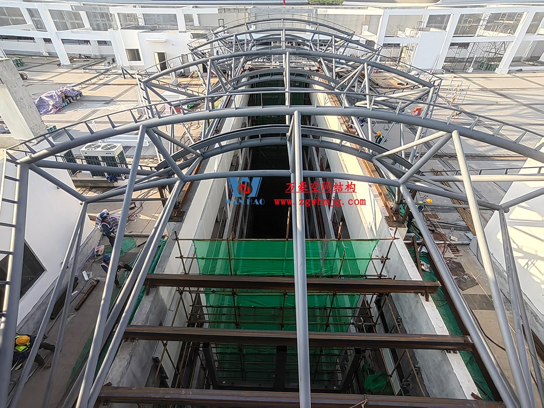 全力以赴高效推進項目施工，高質(zhì)量完成建設(shè)任務(wù)