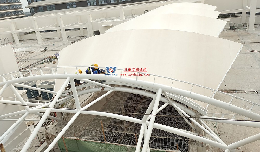 工程進度全速推進，PTFE膜材張拉在即！