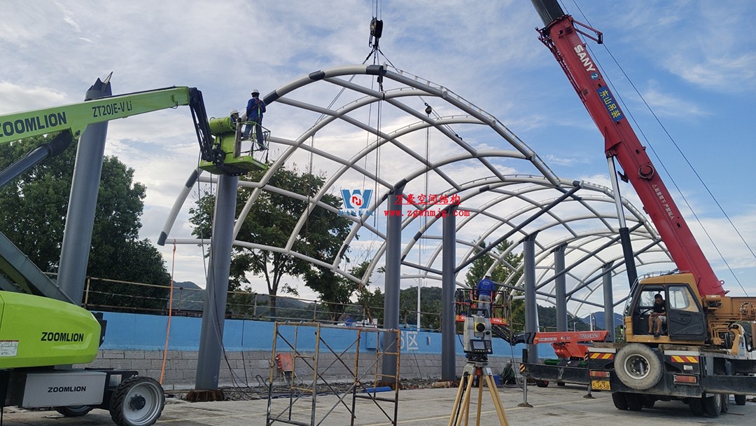 全面加速建設(shè)，創(chuàng)建優(yōu)質(zhì)精品工程