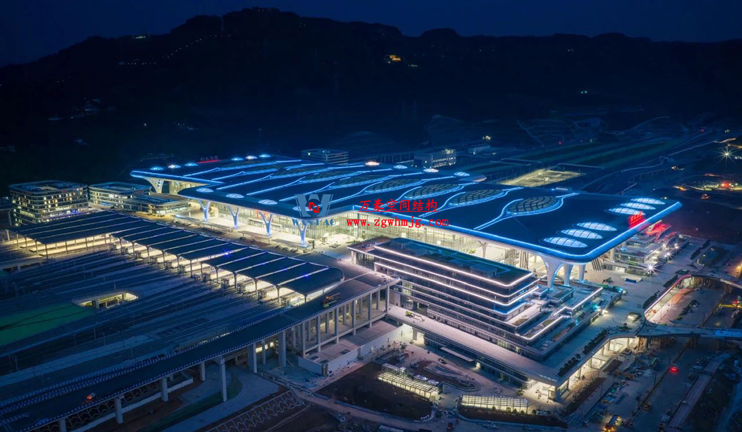 重慶東站：揭開(kāi)“西部高鐵新地標(biāo)”神秘面紗