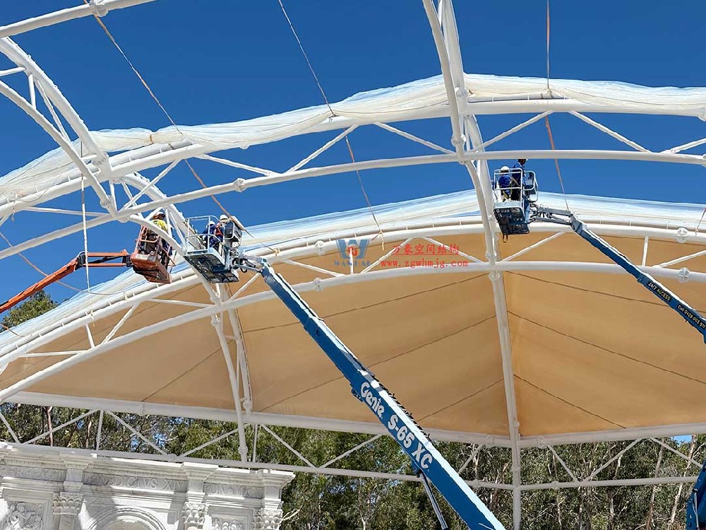 跨越山海的建筑新章！澳大利亞噴泉廣場天幕火熱建設中