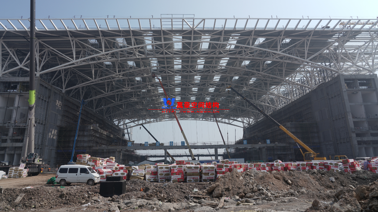 青島紅島國(guó)際會(huì)議中心幕墻膜結(jié)構(gòu)工程二次鋼構(gòu)安裝中