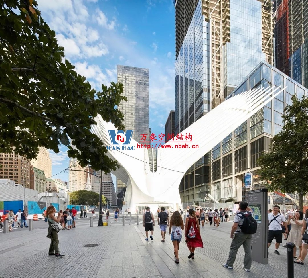 唯有鬼才，才敢讓建筑飛起來(lái)！