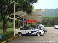 膜結(jié)構(gòu)停車棚造價(jià)多少合適？簡(jiǎn)易車棚膜結(jié)構(gòu)低價(jià)市場(chǎng)分析