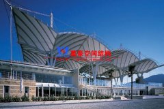 張力膜結(jié)構(gòu)是什么？張力膜結(jié)構(gòu)有哪些特點特稱？