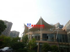 膜結(jié)構(gòu)和傳統(tǒng)結(jié)構(gòu)對比有哪些優(yōu)勢？膜結(jié)構(gòu)建筑有哪些突出的特點？