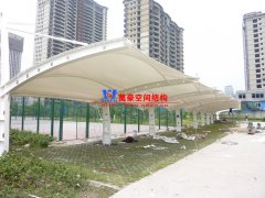 膜結(jié)構(gòu)車棚安裝時(shí)有哪些技術(shù)要求？膜結(jié)構(gòu)車棚安裝注意事項(xiàng)有哪些？