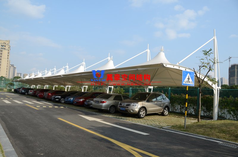 膜結(jié)構(gòu)車(chē)棚