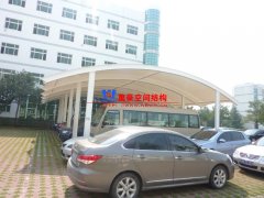 如何加固膜結構車棚？膜結構車棚增加穩(wěn)定性的方法有哪些？