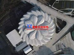 耗資11億、重達(dá)1280噸、40米高空上的“蓮花”杭州奧體博覽城網(wǎng)球中心開花了！
