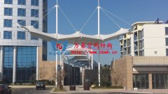 膜結(jié)構(gòu)建筑如何設(shè)計(jì)排水？張拉膜結(jié)構(gòu)排水設(shè)計(jì)需要考慮哪些問(wèn)題？